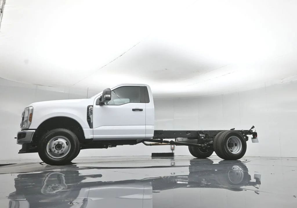New 2026 White Ford XL image 45