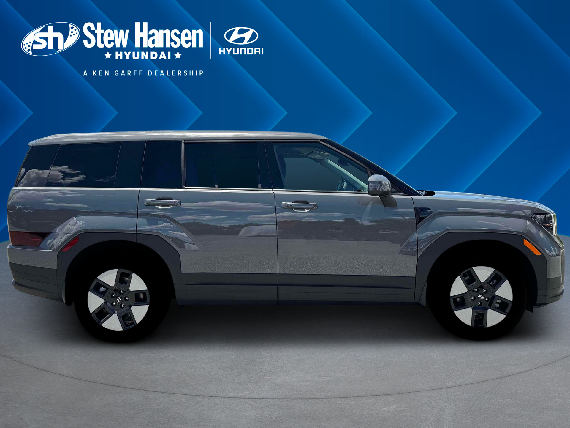 New 2026 Hampton Gray Hyundai SE image 28