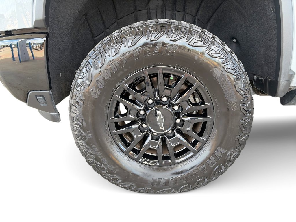 2024 Chevrolet Silverado 2500HD ZR2 - Photo 34