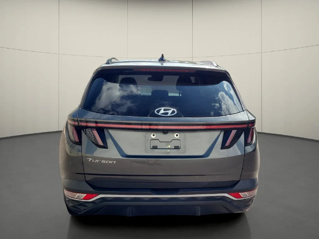 Used 2022 Gray Hyundai SEL image 6