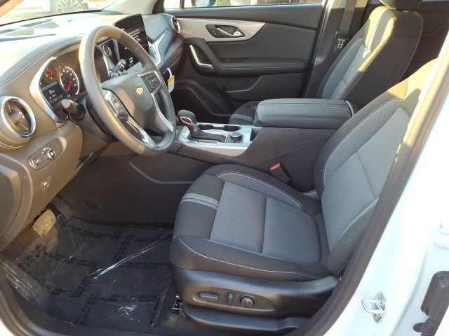 Used 2026 Summit White Chevrolet 2LT image 14