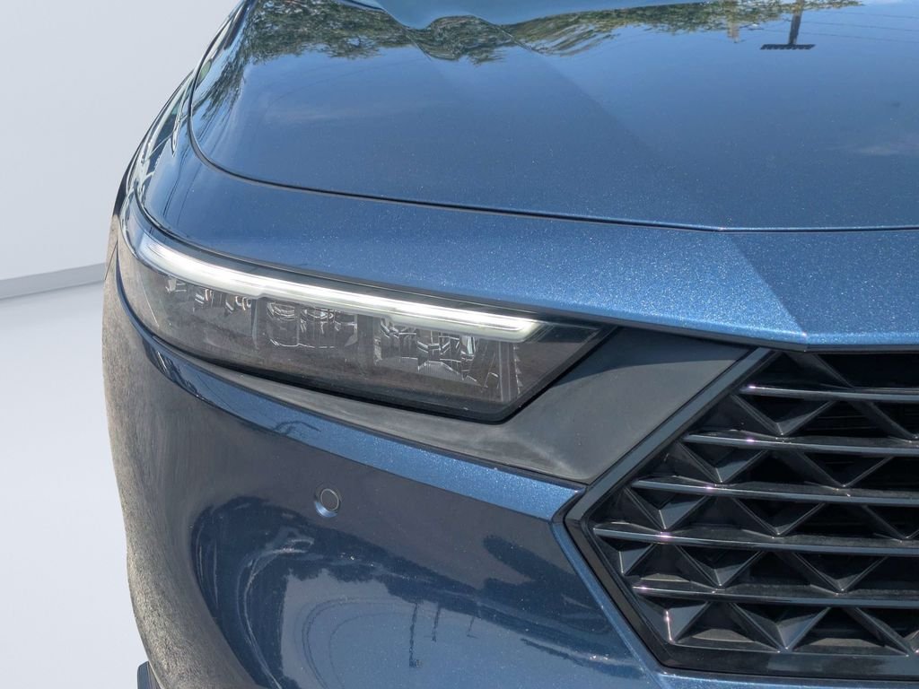 Used 2023 Blue Honda Touring image 9