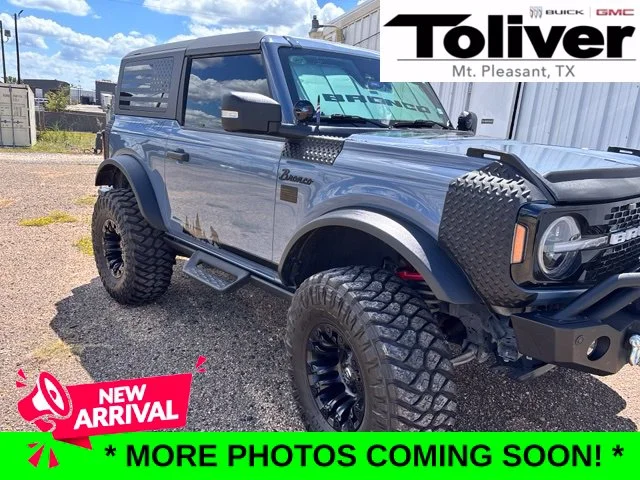 Used 2023 Gray Ford Badlands image 1