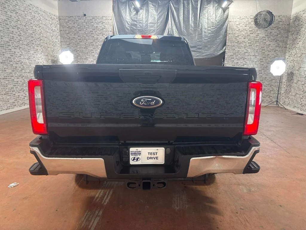 Used 2023 Agate Black Metallic Ford XLT image 6