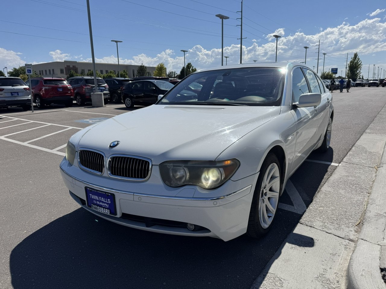 Used 2003 White BMW 745Li image 3