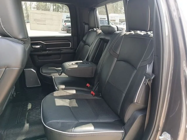 New 2026 Granite Crystal Metallic Clear-Coat Exterior Paint RAM Laramie image 14