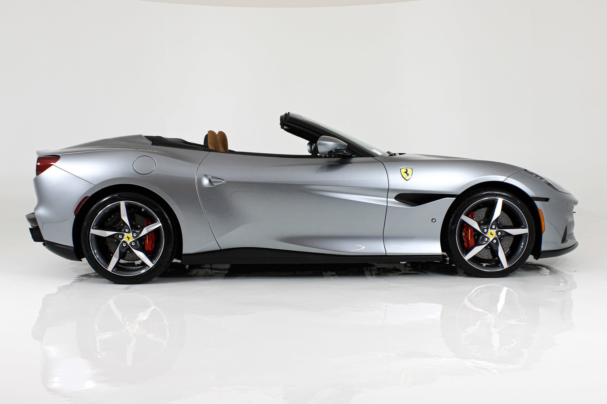 Certified Used 2023 Gray Ferrari  image 11