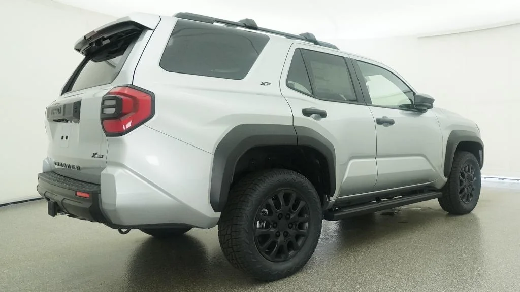 New 2026 Cutting Edge Toyota SR5 image 6