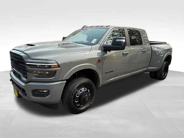 New 2026 Ceramic Gray Clearcoat RAM Limited image 3