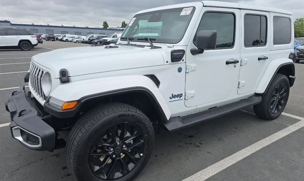 2025 Jeep Wrangler 4xe Sahara 4XE's photo