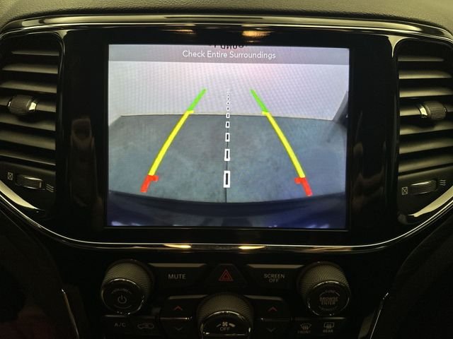 Used 2019 Gray Jeep Altitude image 27