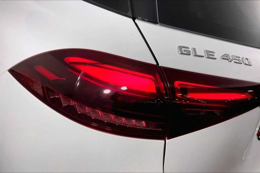 2026 Mercedes-Benz GLE GLE450 - Photo 24