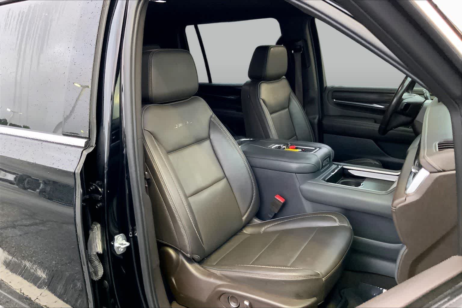 Used 2021 Onyx Black GMC Denali image 9