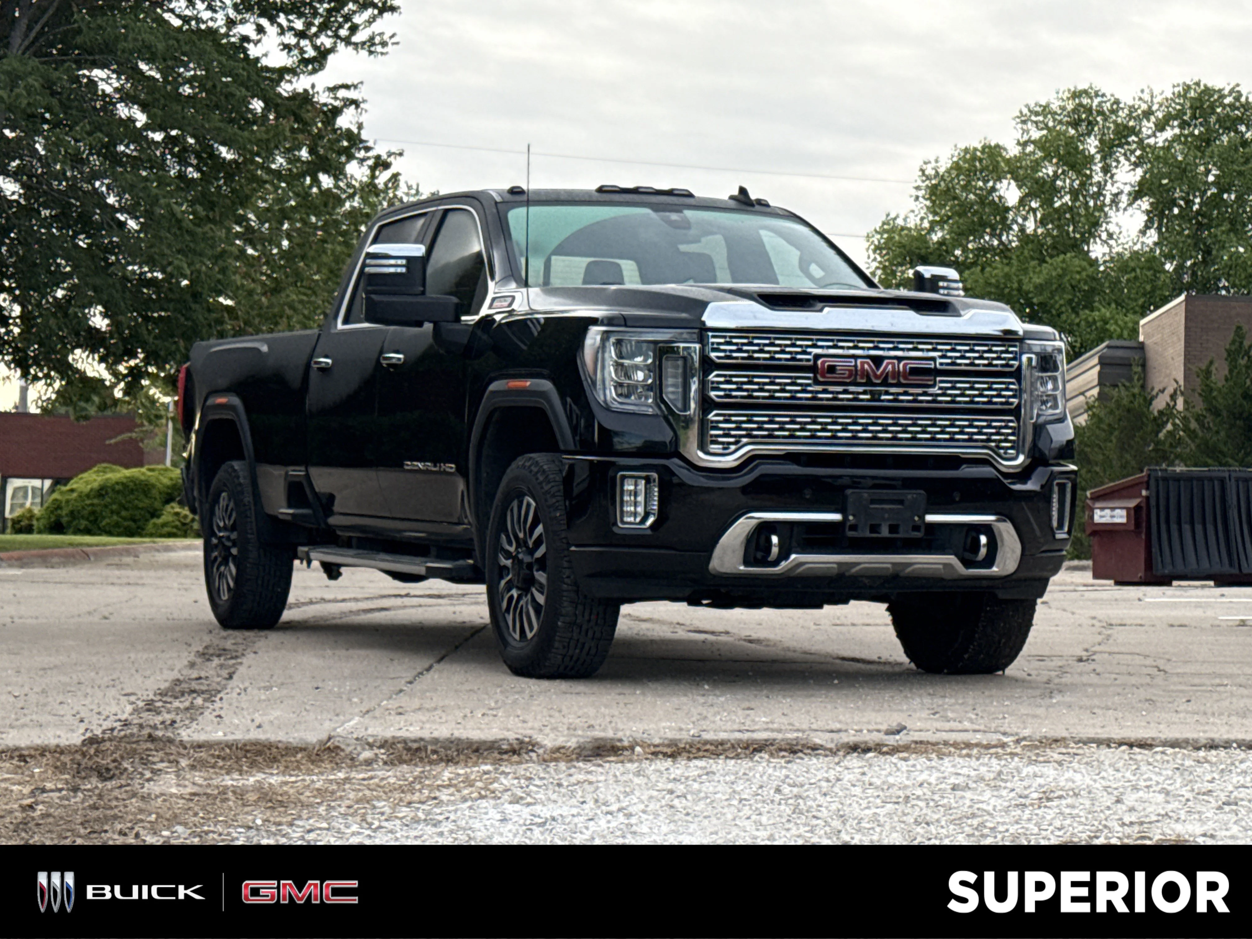 2022 GMC Sierra 4WD Crew Cab Standard Box Denali's photo
