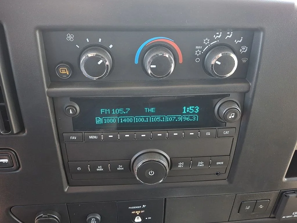 New 2026 Summit White GMC Work Van image 9