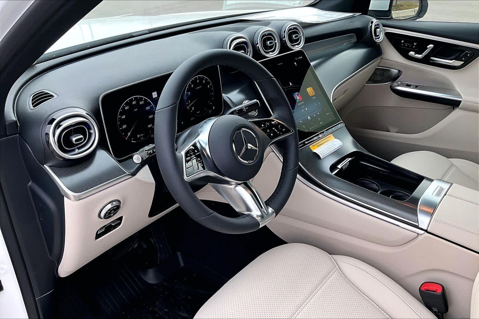 New 2026 Polar White Mercedes-Benz GLC 300 image 8