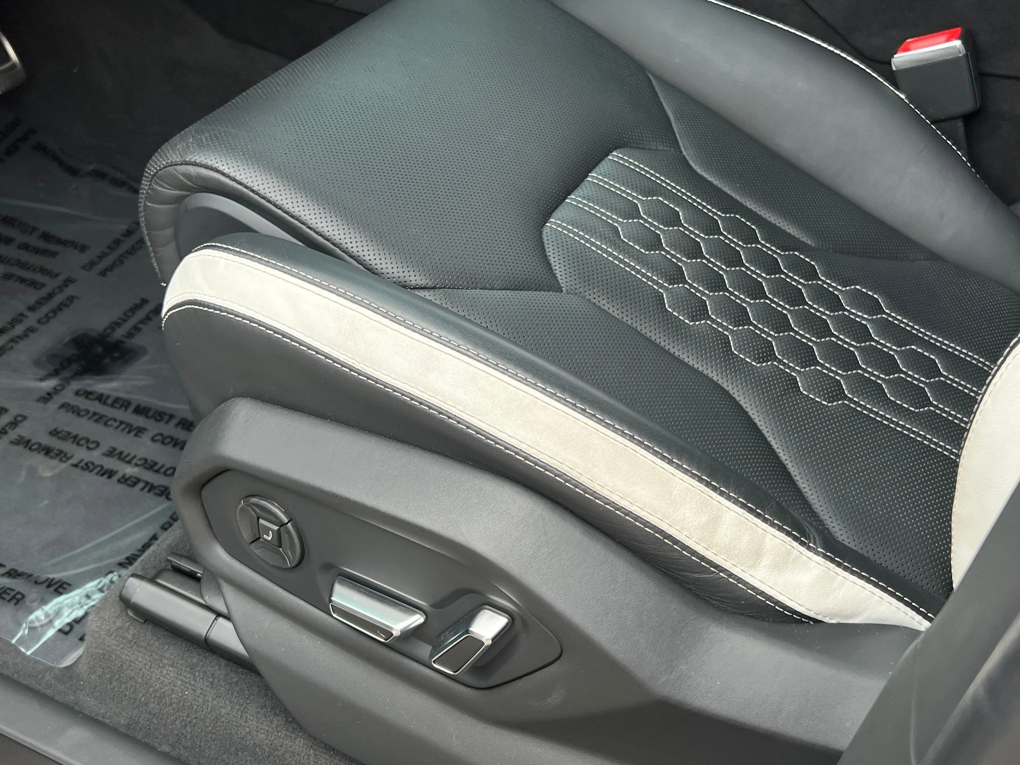 Used 2023 Blue Lamborghini Performante image 40
