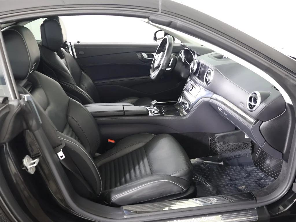 Used 2018 Black Mercedes-Benz SL 450 image 31