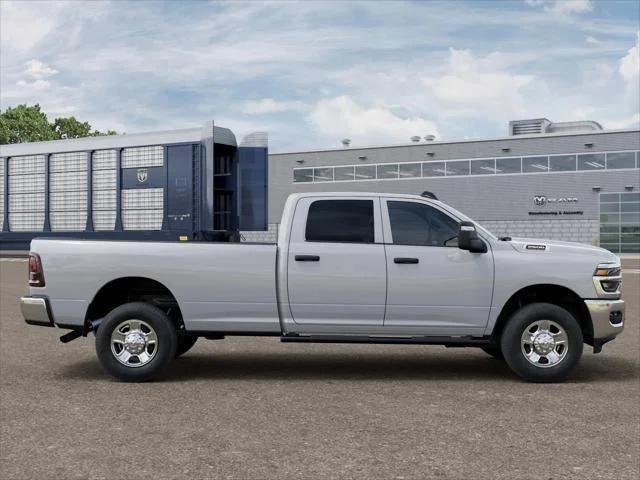New 2026 Bright White Clearcoat RAM Tradesman image 24
