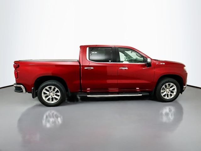 Used 2022 Red Chevrolet LTZ image 9
