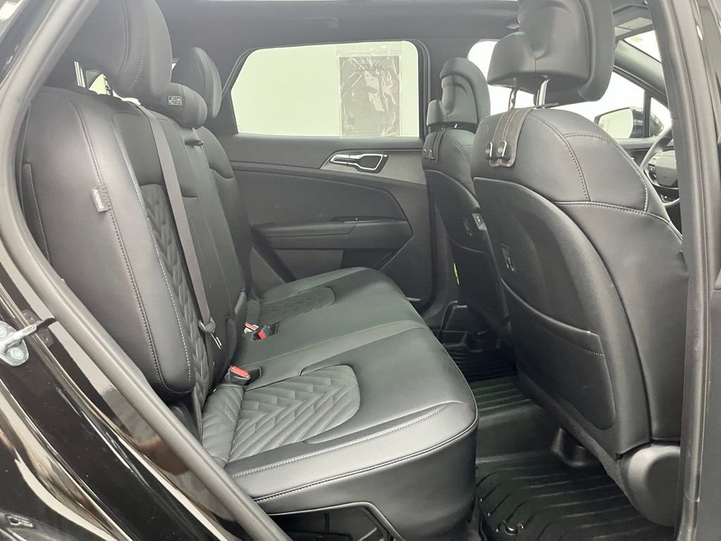 Used 2026 Black Kia X-Line image 37