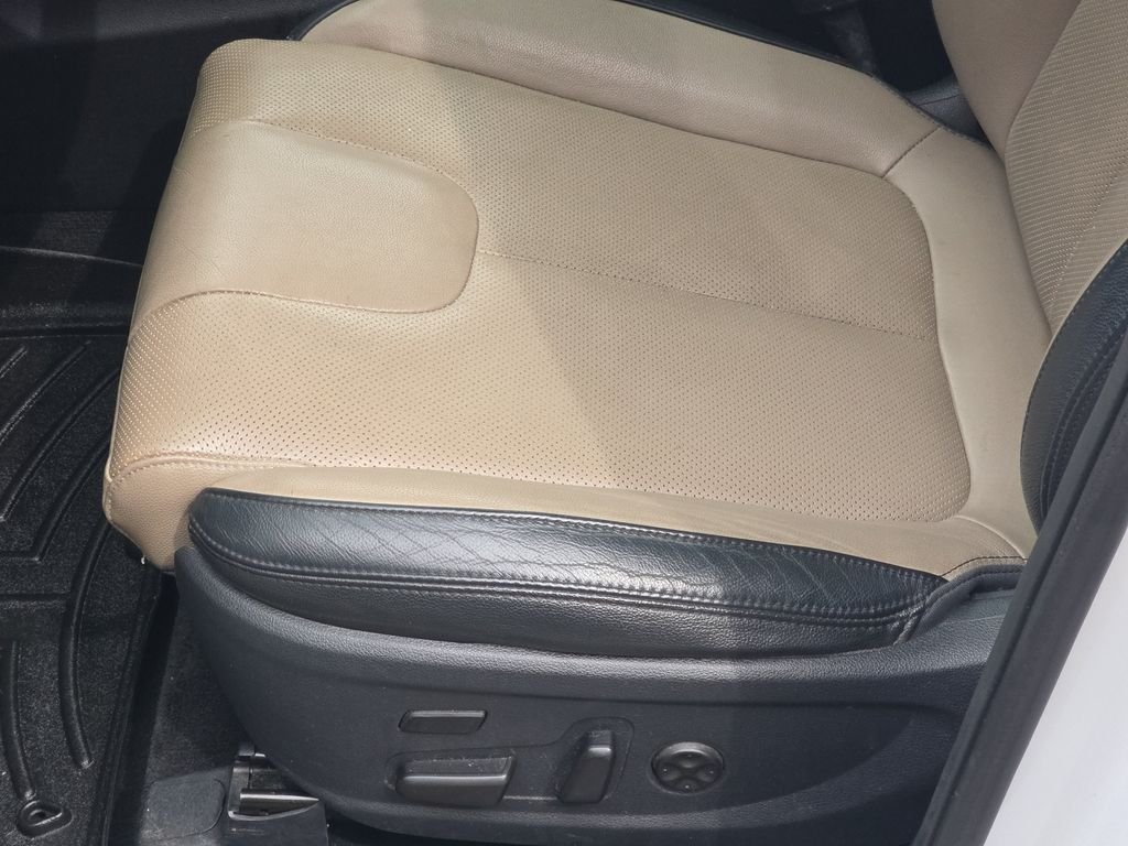 Used 2019 Gray Hyundai Ultimate image 31