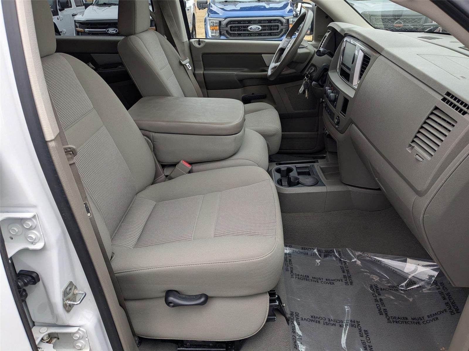 Used 2008 Bright White Dodge SXT image 37