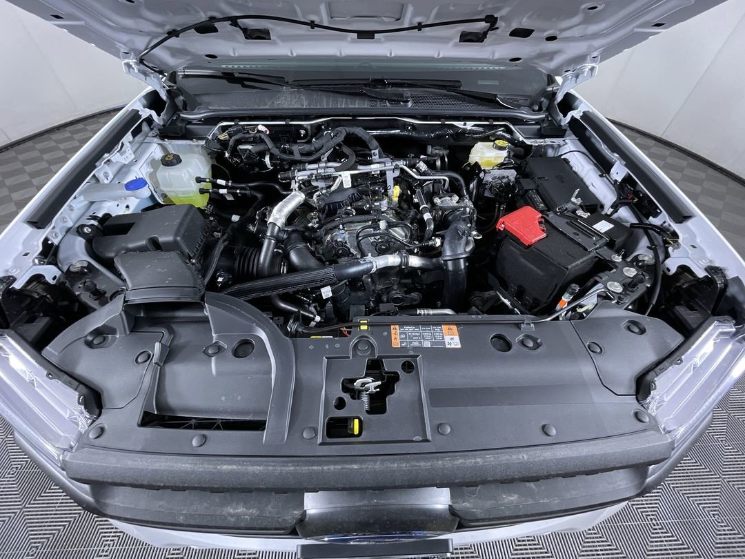 New 2026 Oxford White Ford XL image 28