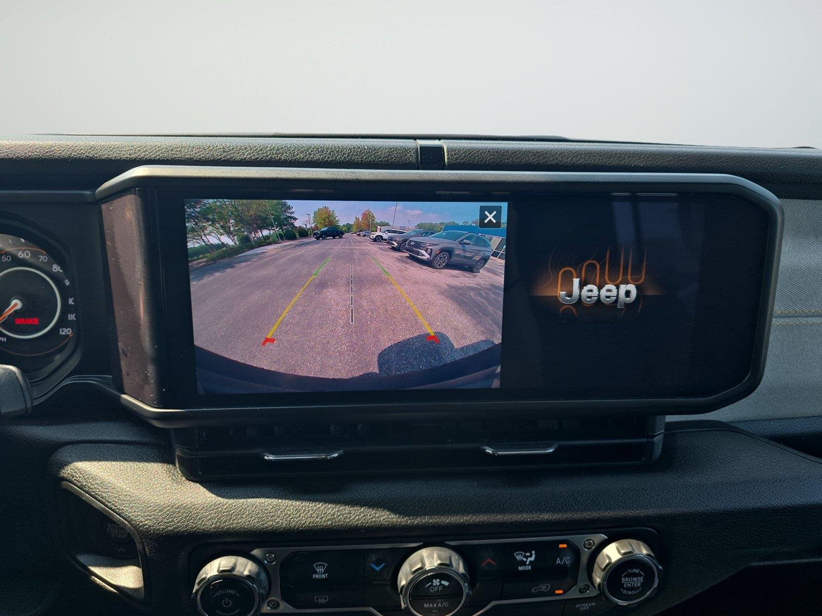 Used 2024 Sarge Green Clearcoat Jeep Sport S image 16