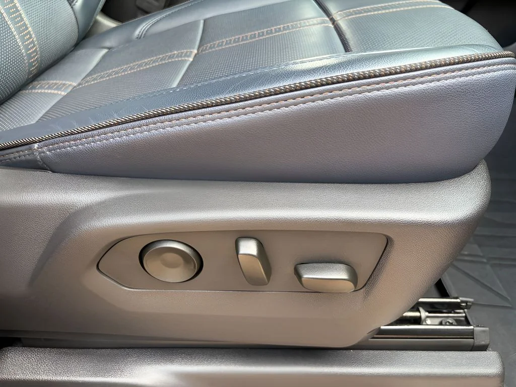 Used 2025 Sterling Gray Metallic Chevrolet High Country image 9