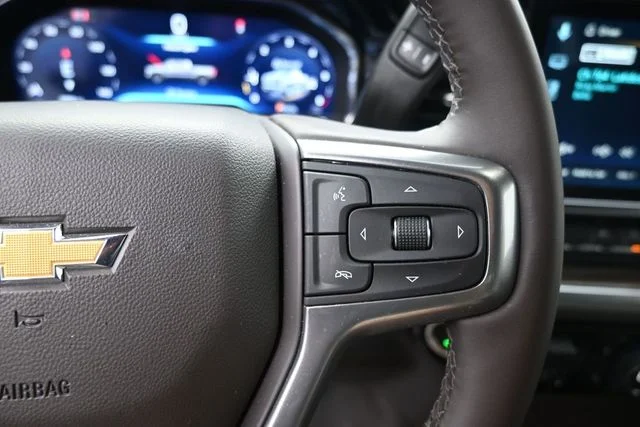 Used 2025 Blue Chevrolet LT image 26