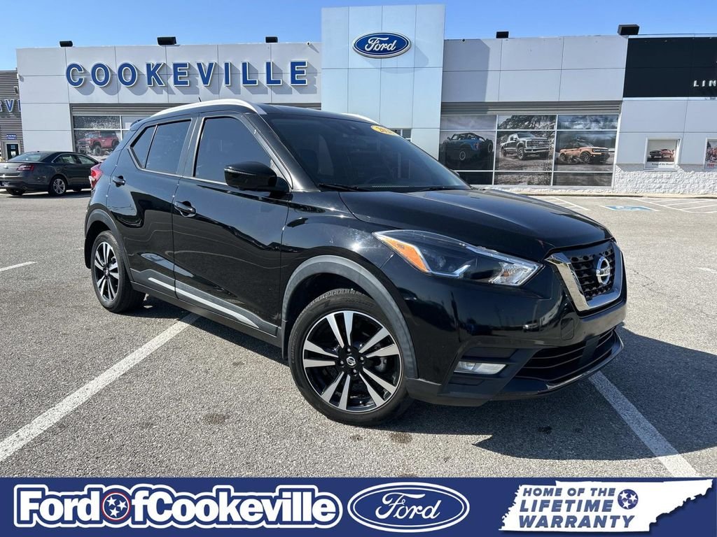 2020 Nissan Kicks SR