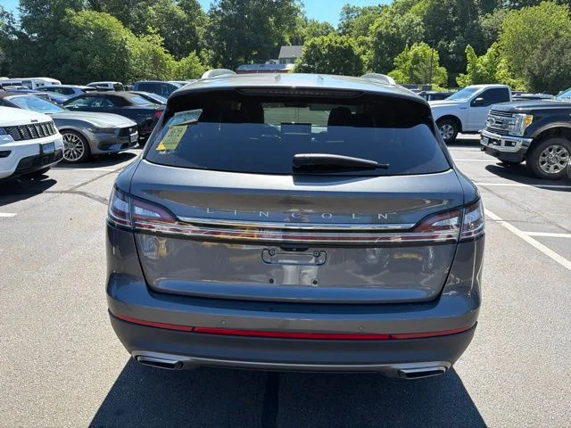 Used 2023 Gray Lincoln Reserve image 6