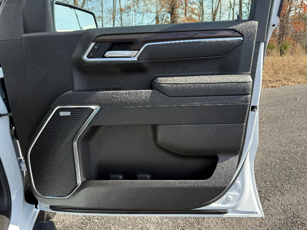 2026 GMC Sierra 1500 SLT - Photo 33