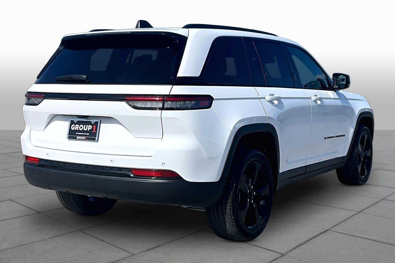 Used 2024 Bright White Clearcoat Jeep Altitude image 13