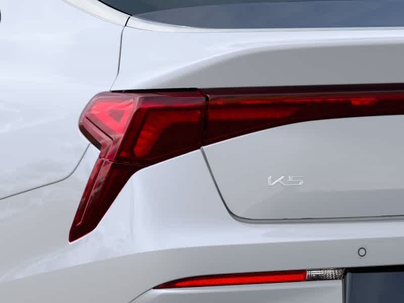 New 2026 Snow White Pearl Kia GT-Line image 11