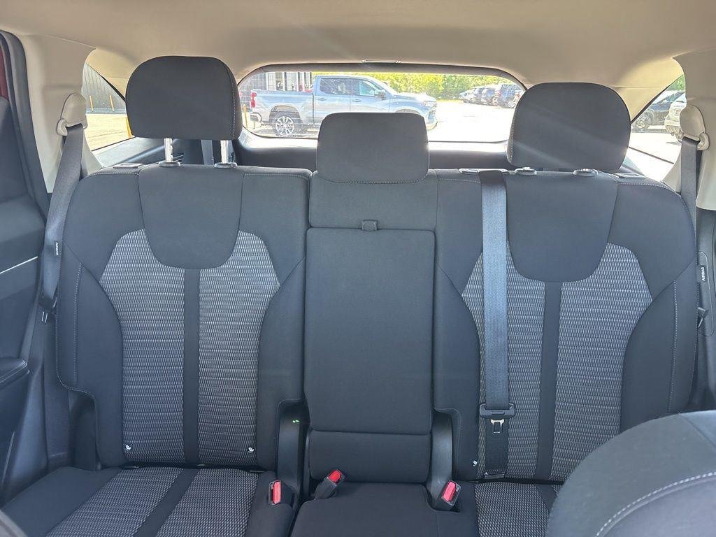 Used 2025 Red Kia LX image 31