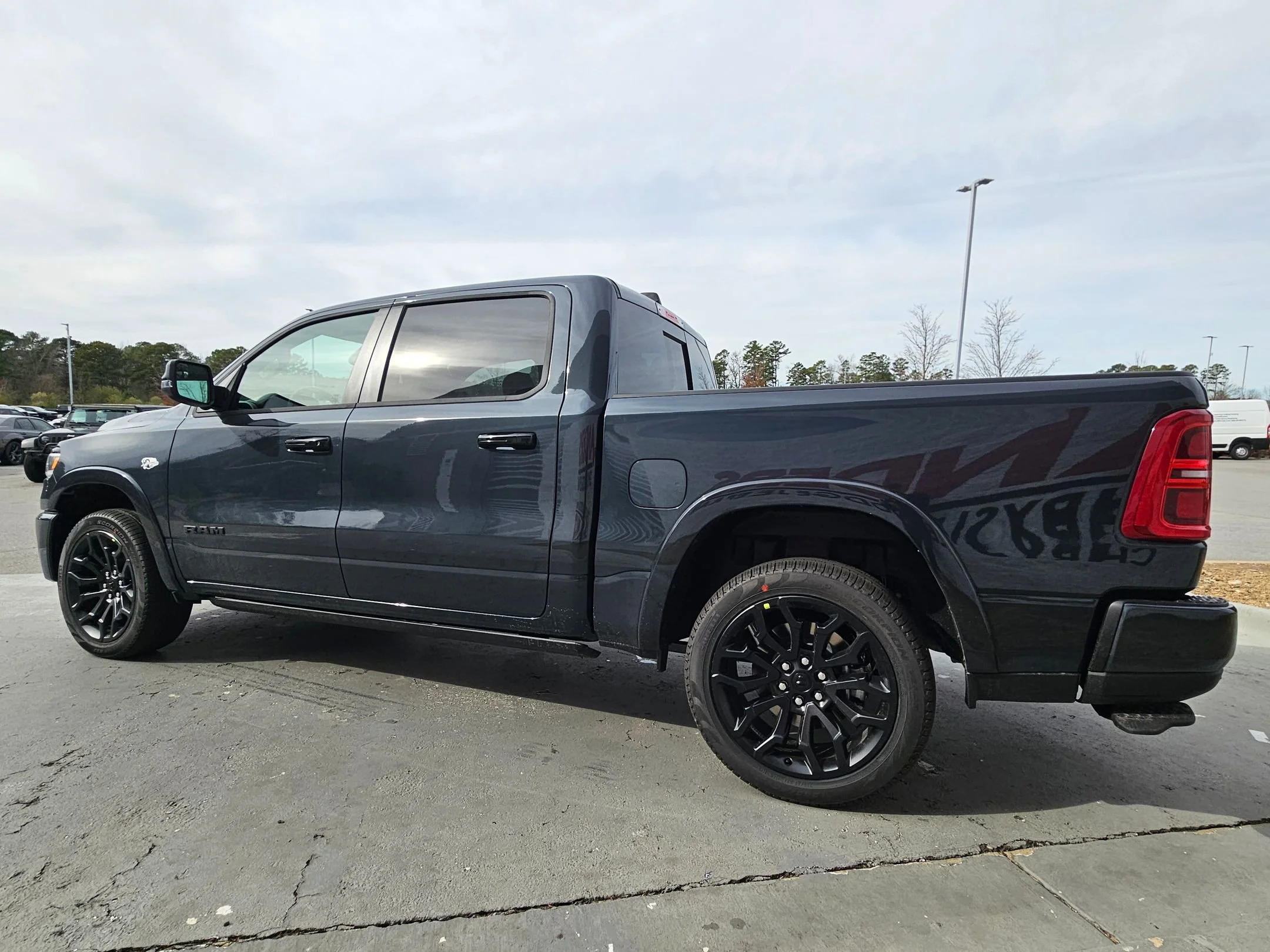 2026 RAM 1500 Limited - Photo 5
