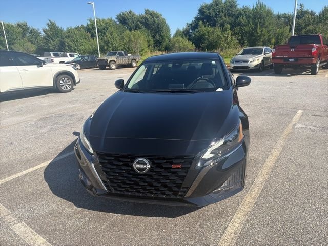 Certified Used 2025 Black Nissan 2.5 SR image 3