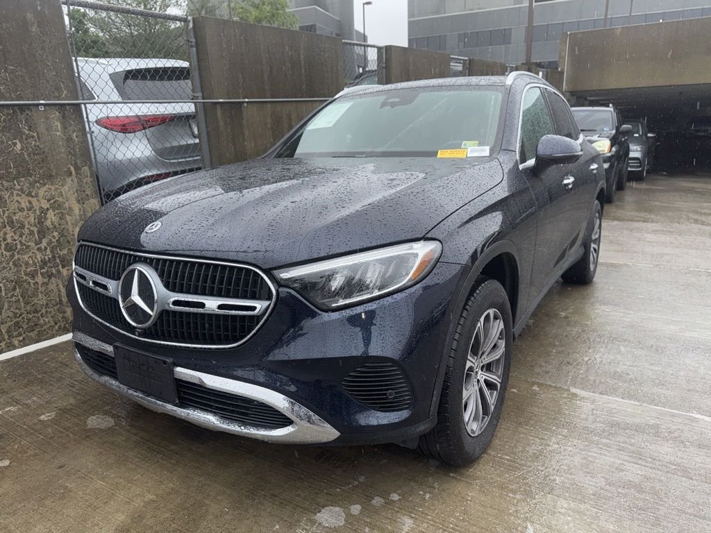 2023 Mercedes-Benz GLC GLC 300 4MATIC's photo
