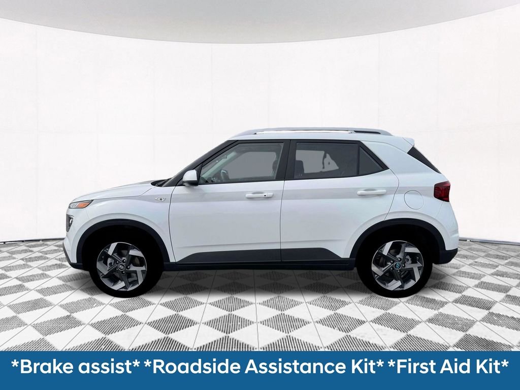 New 2026 White Hyundai SEL image 4