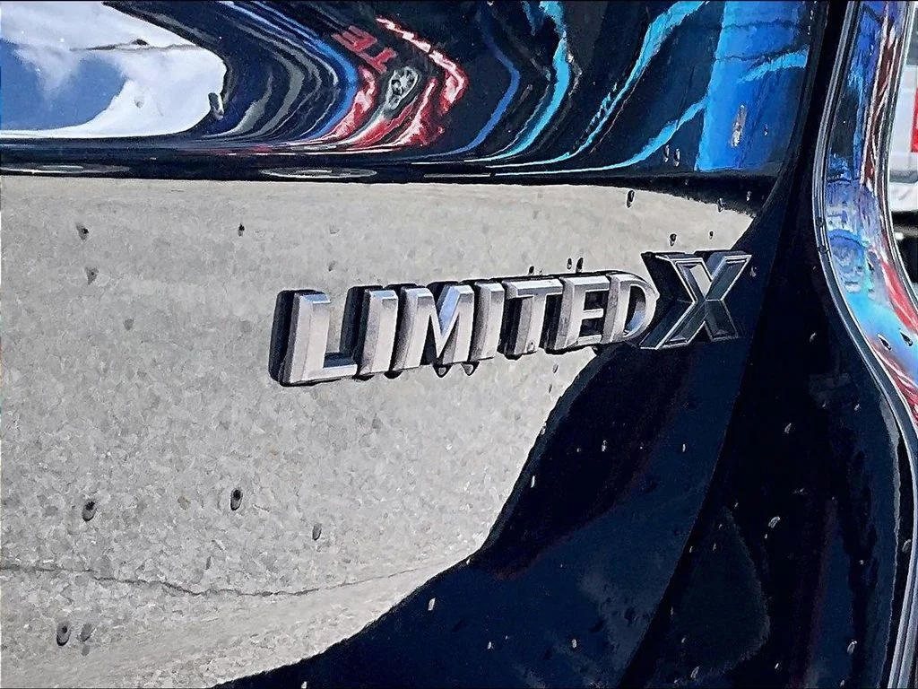 Used 2020 Black Jeep Limited X image 9