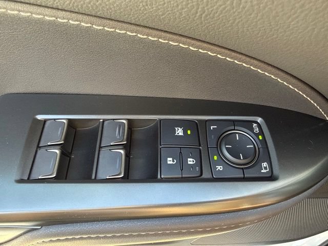 Used 2026 Ultra White Lexus NX 350 Premium image 15