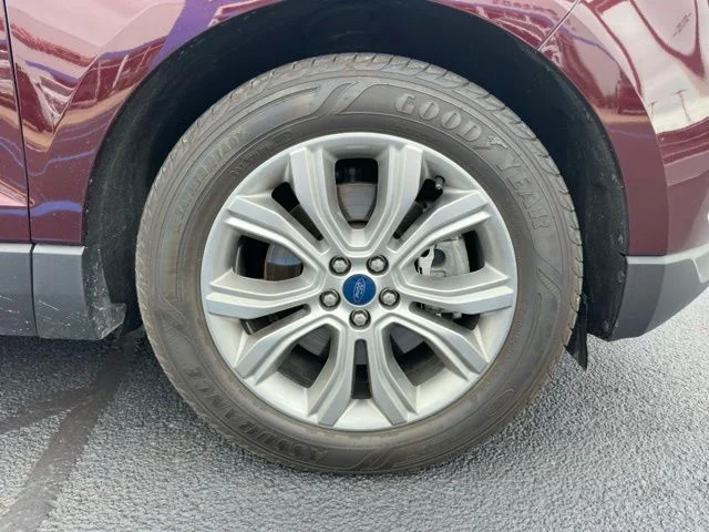 Used 2019 Red Ford Titanium image 5