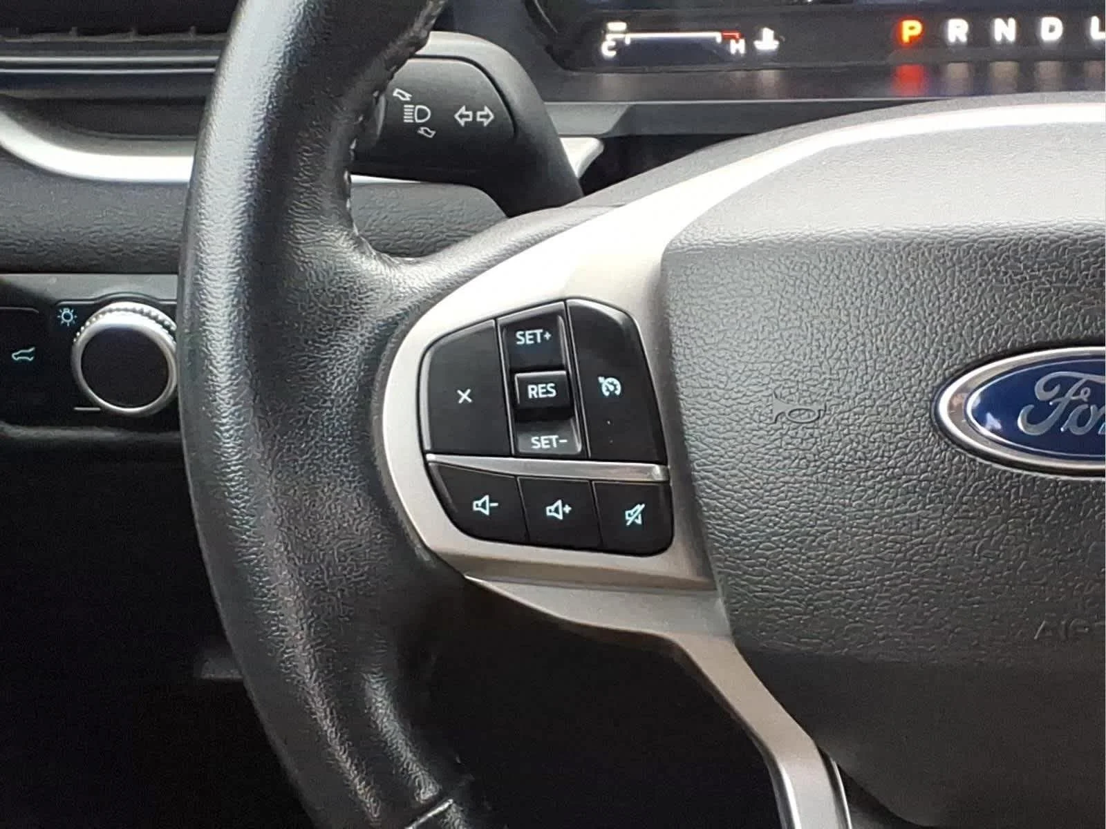 Used 2022 Jewel Red Ford XLT image 22