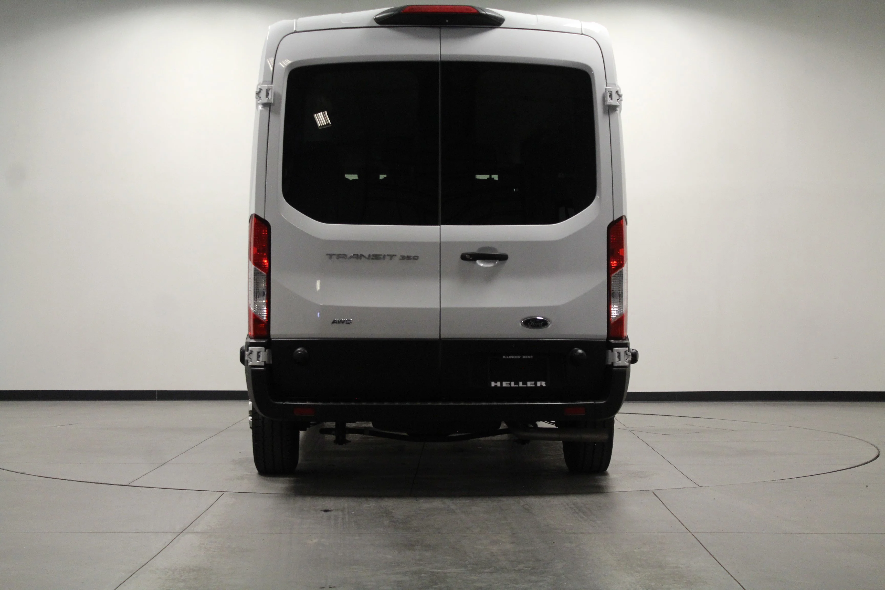 2024 Ford Transit Passenger Van XL - Photo 5