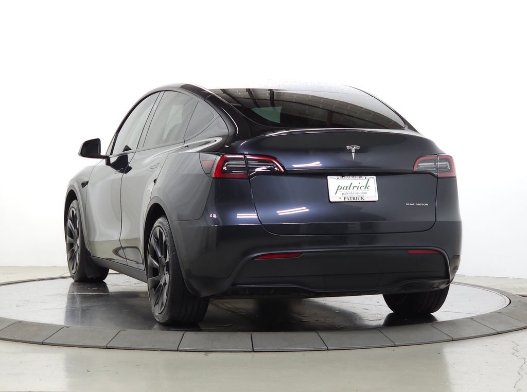 Used 2024 Stealth Gray Tesla Long Range image 7