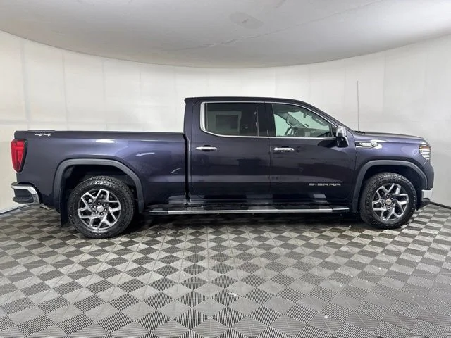 Certified Used 2022 Titanium Rush Metallic GMC SLT image 2