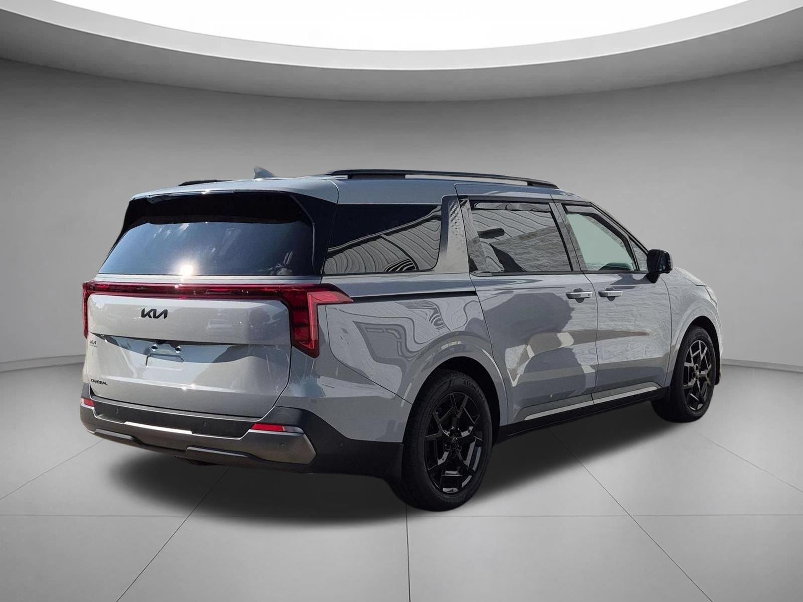 Used 2026 Ceramic Silver Kia SX image 5