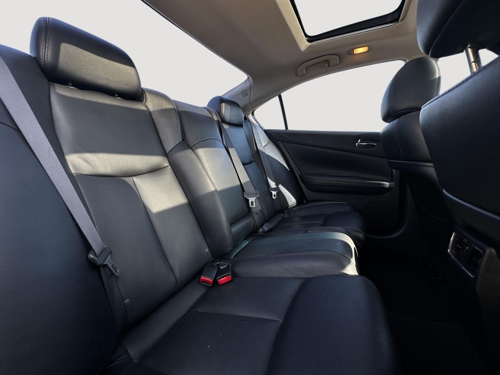 Used 2010 Super Black Nissan 3.5 SV w/Premium Pkg image 26